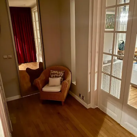 Appartement De 2 Chambres Au Coeur De Parijs Buitenkant foto