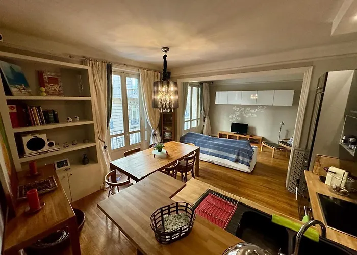 Appartement De 2 Chambres Au Coeur De Paris